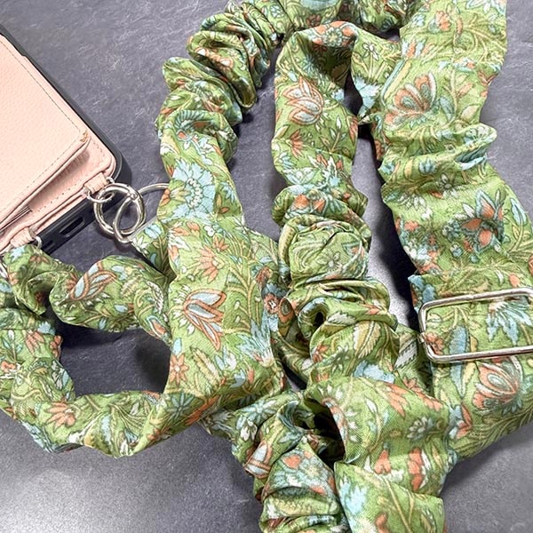 【日本製】シルクサリー くしゅくしゅショルダーストラップ 幅広 サイズ調節可能 70cm～150cm アンティークサリー シルクストラップ バッグストラップ ショルダーベルト 付け替え 肩掛け ハンドメイド 一点物 営業日即日発送[ワールデザインmakiras 全商品商用可 リボンレース卸]