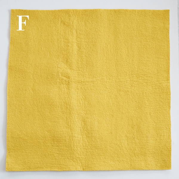 【50×50cm】ウール100％ フェルトシート 特大 羊毛フェルト 厚手 フェルト 生地 カットクロス ハンドメイド 手芸 DIY クラフト バッグ 帽子 インソール マット 工作営業日即日発送[ワールデザインmakiras 全商品商用可 リボンレース卸]