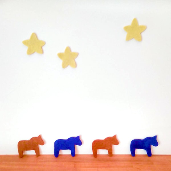 10cm 5個 羊毛フェルト馬モチーフパーツ ハンドメイドメリーゴーランドオーナメント作り 無地フェルトシート モービル工作キット インテリア雑貨 子供部屋デコレーション営業日即日発送