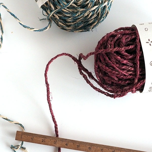 麻糸25ｇ Hemp 野菜染め ナチュラルダイヘンプ糸 麻紐 ラッピング インテリア 天然素材麻 ミサンガ作り 手作りパーツ DIYクラフト 営業日即日発送 