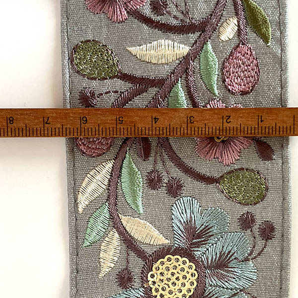 訳あり特価セール！ 30%オフ 6.5cm幅インド刺繍リボン スパンコール刺繍シルク風なめらかリボン 幅広インド刺繍リボン最安値  営業日即日発送 【※卸対象外製品】