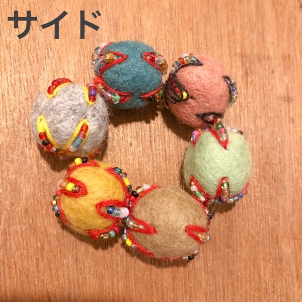 2cm 5個 ビーズ刺繍羊毛フェルトボール ハンドメイド 刺繍ピアスイヤリングパーツ アクセサリー資材 手芸用フェルト装飾オーナメント 営業日即日発送 