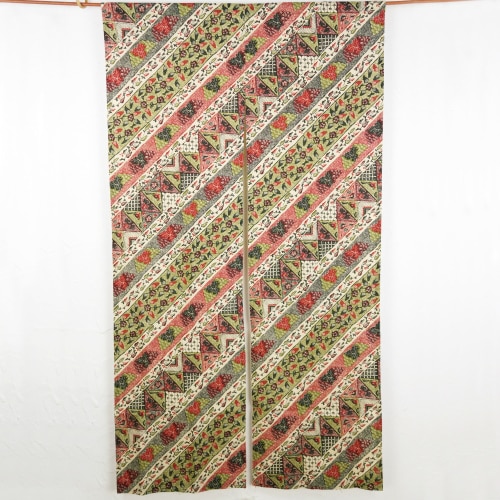 バティックのれん 【メール便可】｜マライカ公式通販