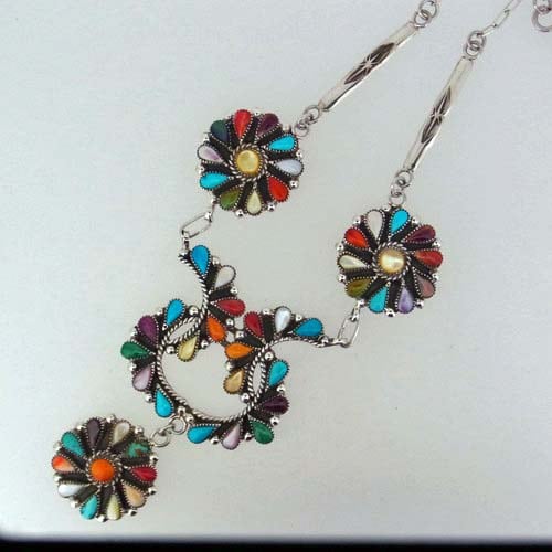 フィリスコーンシス クラスター ネックレス｜マライカ公式通販 