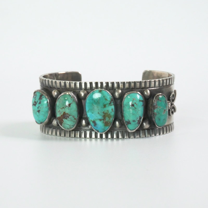 NAVAJO ナバホ アーノルド ターコイズ1石 装飾シルバーバングル