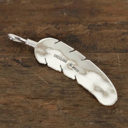 ハーヴィーメイス　フェザー　ペンダント Harvey Mace（ハーヴィーメイス）フェザーペンダント