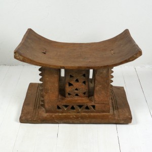 最終値下げ　アシャンティ族　スツール① アフリカ民芸 最終値下げアシャンティ族スツール① アフリカ民芸