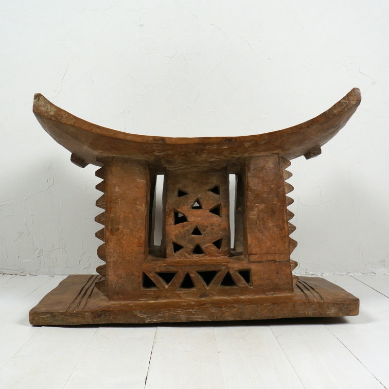 アシャンテ族ハンドメイドスツール 【送料1000円込】｜マライカ公式通販