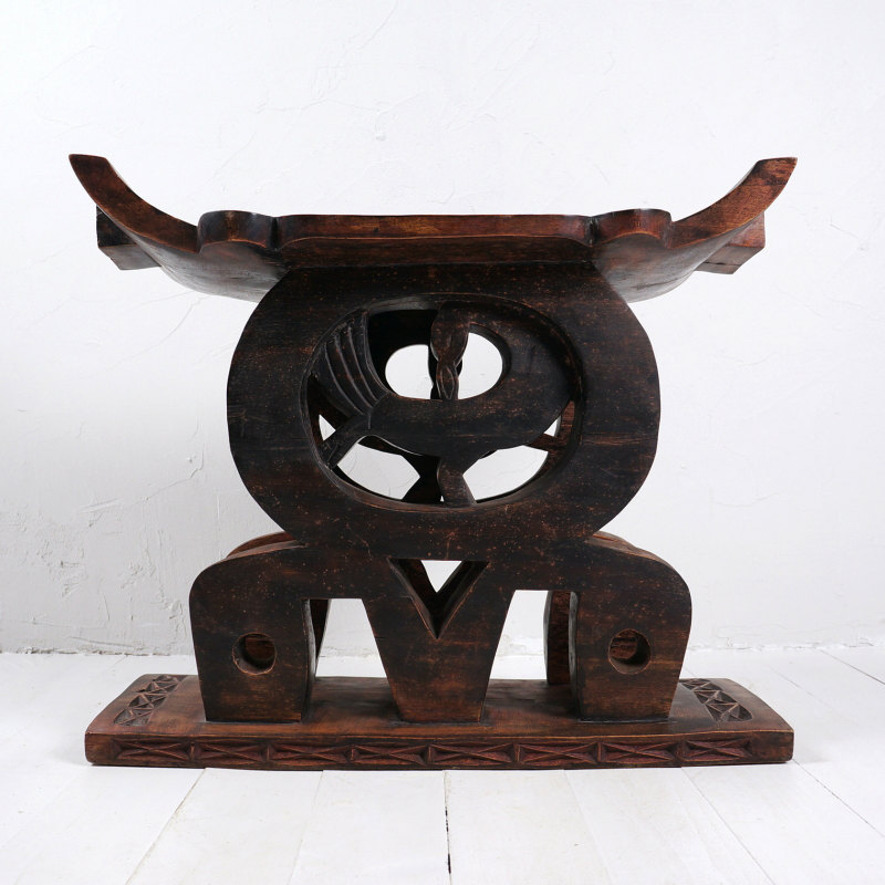 アシャンテ族ハンドメイドスツール 【送料1000円込】｜マライカ公式通販