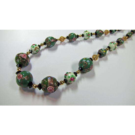 ビクトリアンビーズネックレス