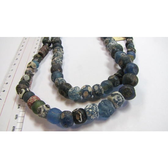 ローマンアイビーズ一連