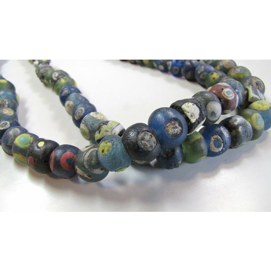 ローマンアイビーズ一連