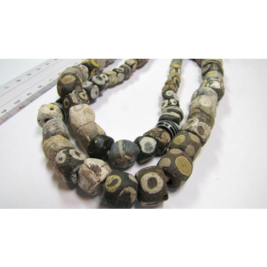 イスラムアイビーズ一連 【Ancient Islamic Eye Beads】