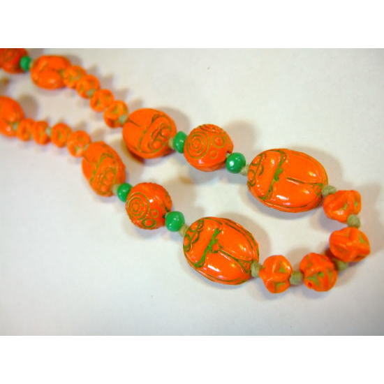 ビクトリアンビーズネックレス