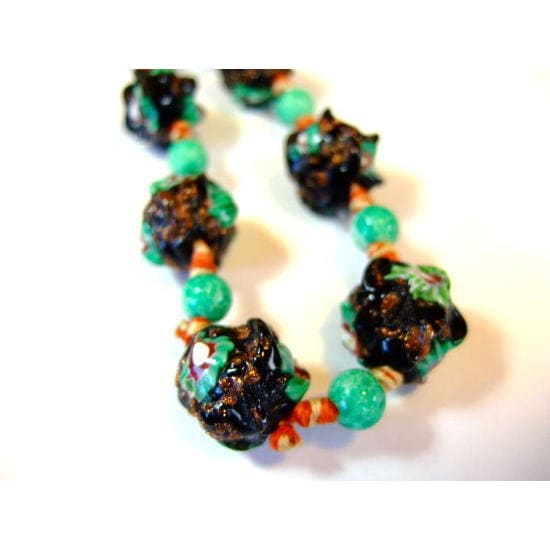 ビクトリアンビーズネックレス