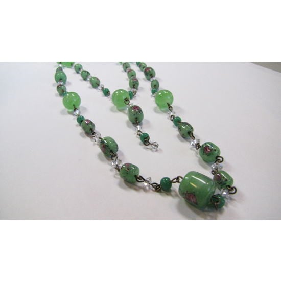 ビクトリアンビーズネックレス