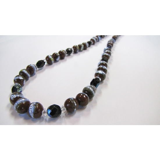 ビクトリアンビーズネックレス