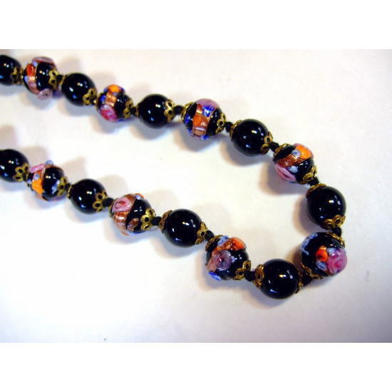 ビクトリアンビーズネックレス