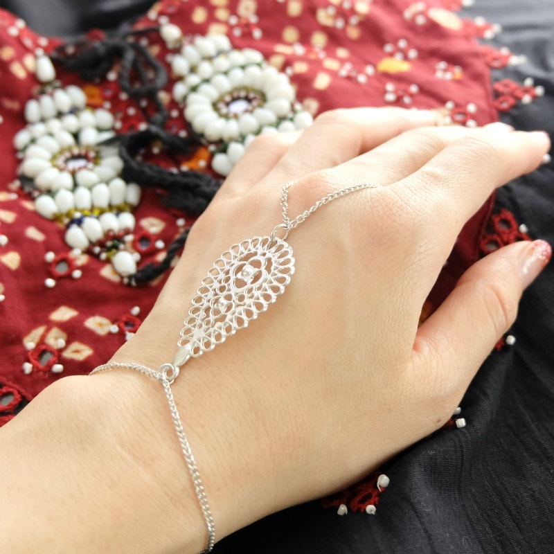 パンジャ ティアドロップ ブレスレット【メール便可】｜マライカ公式通販