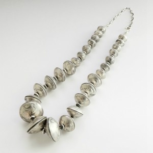 オールドコイン ビーズネックレス｜マライカ公式通販