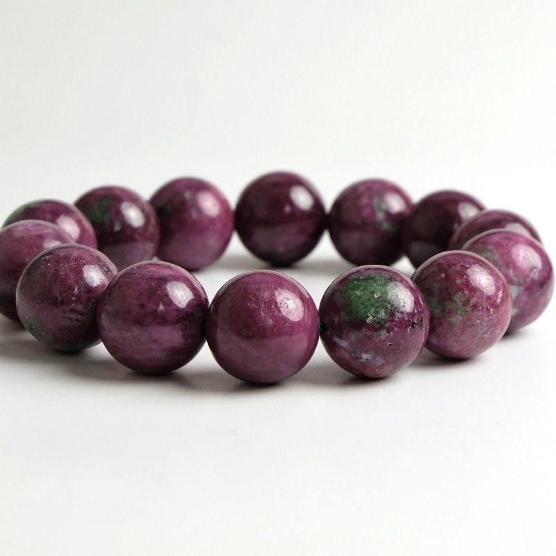 ルビーインゾイサイト丸玉ブレスレット（ルビー多め） 15mm