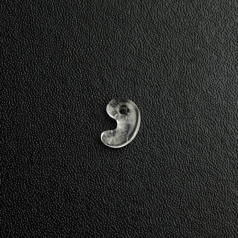 はま　超古代の記憶を持つ幻の水晶　ホワイトブルーウラルレムリアンの大勾玉 レア！レムリアンクリア水晶球 水晶玉 【Lemurian seed crystal