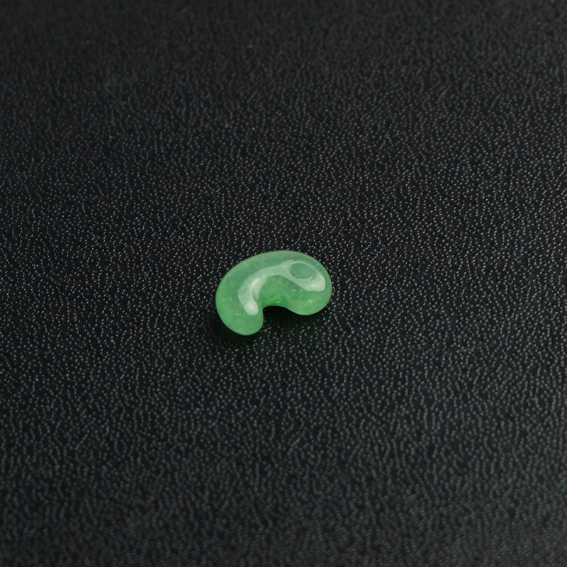 古代勾玉10mm アベンチュリン 【メール便可】｜マライカ公式通販
