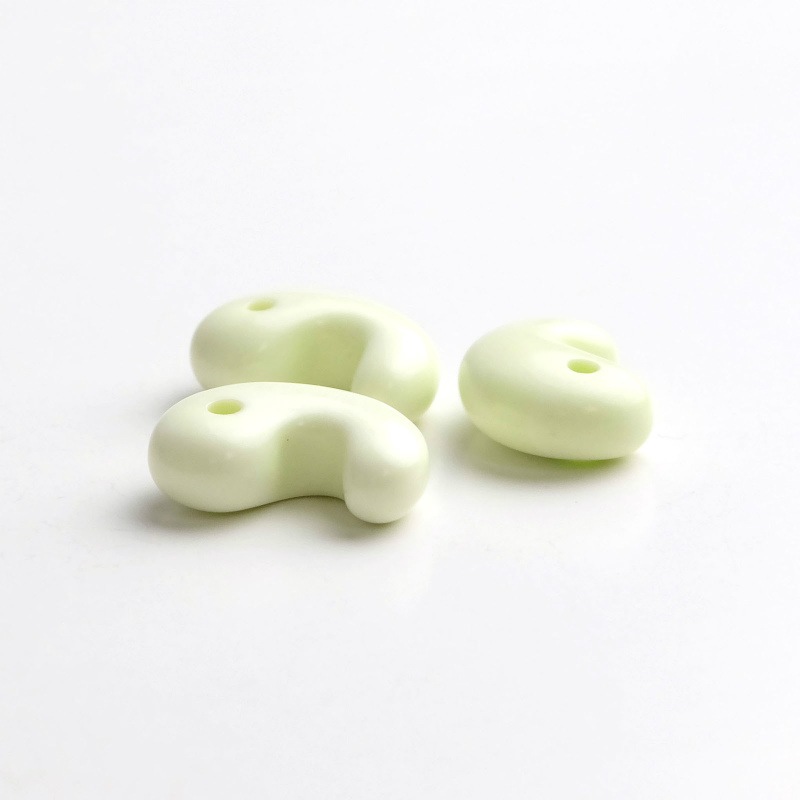 古代勾玉20mm レモンクリソプレーズ 【メール便可】｜マライカ公式通販