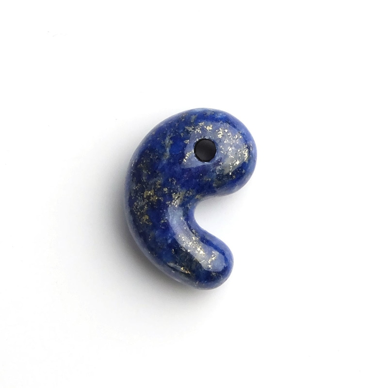 古代勾玉20mm ラピスラズリ 【メール便可】｜マライカ公式通販