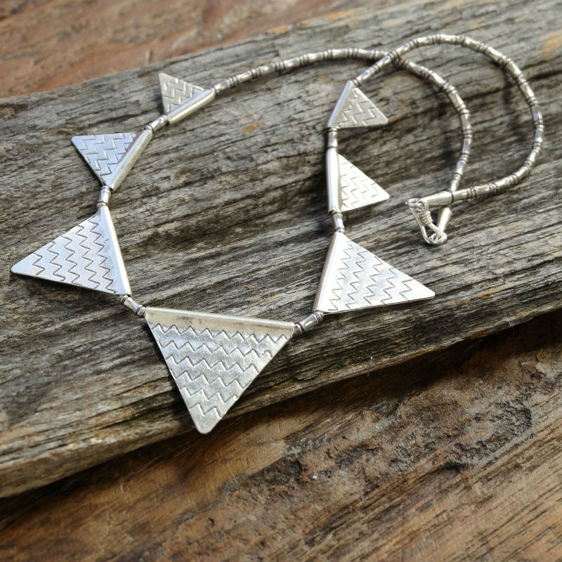 カレンシルバーネックレス