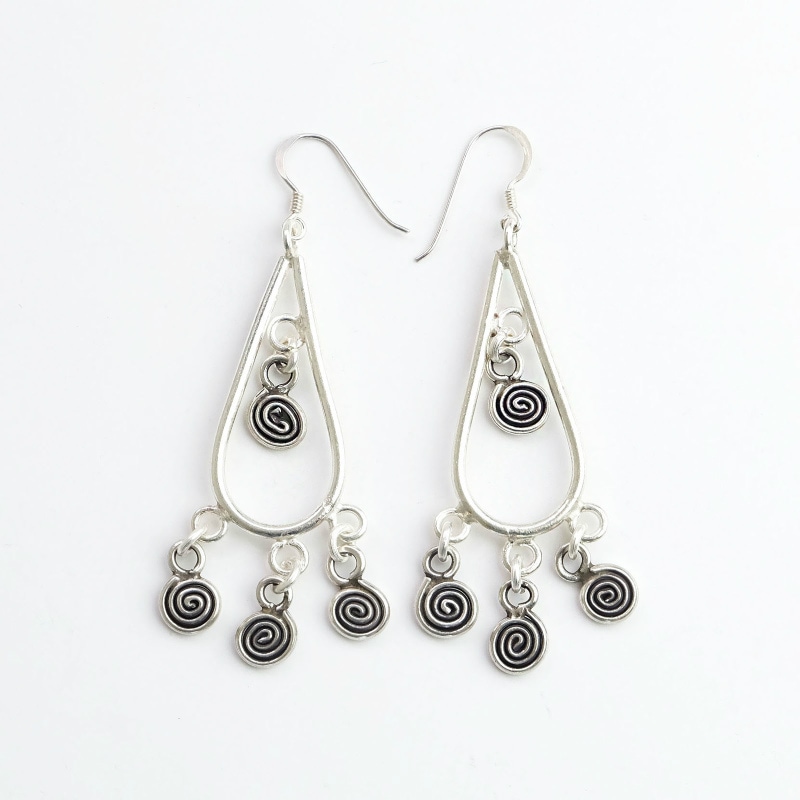 カレンシルバーピアス 【メール便可】