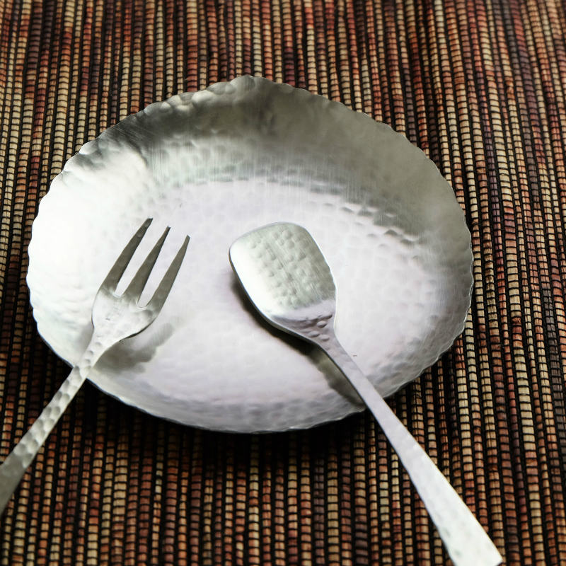 ステンレス槌目プレートM｜マライカ公式通販