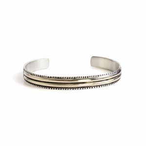 ◇sizeS ブルースモーガン 14金 チゼルワーク バングル｜マライカ公式通販
