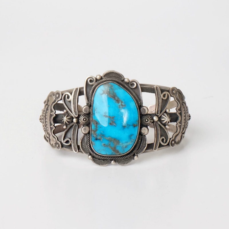 143mm ナバホ族 スタンプワーク キングマン バングル