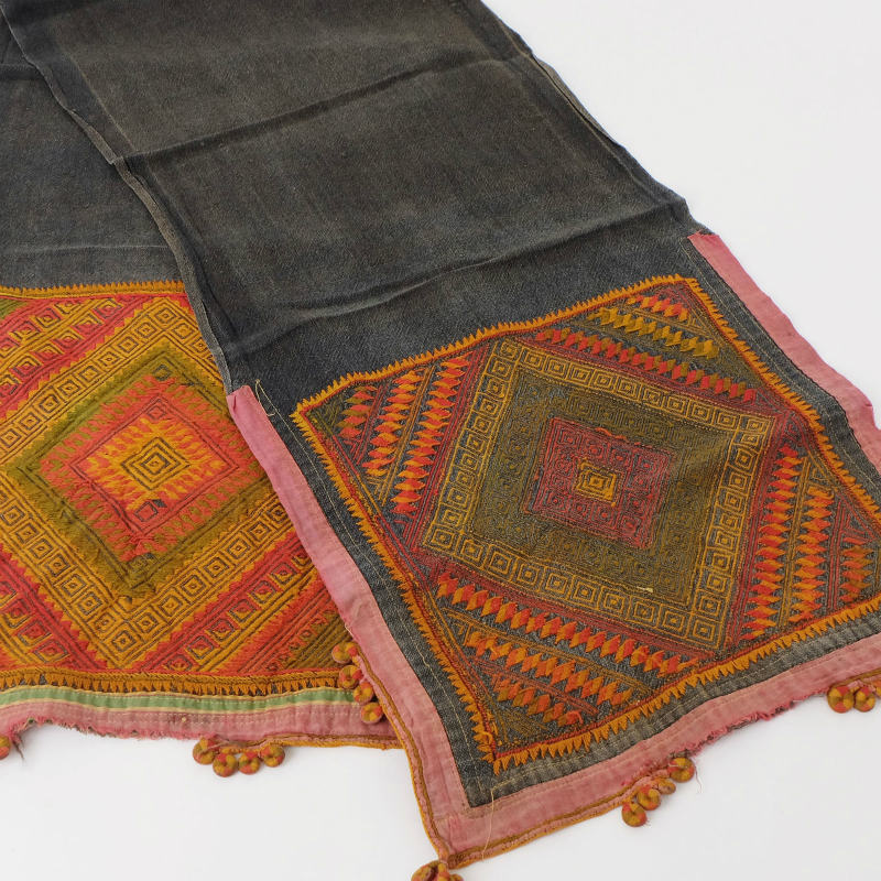 タイ・ダム族頭巾布 パーピャウ｜マライカ公式通販 