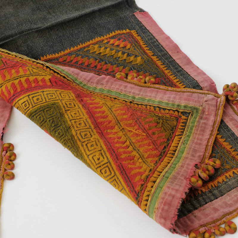 タイ・ダム族頭巾布 パーピャウ｜マライカ公式通販 