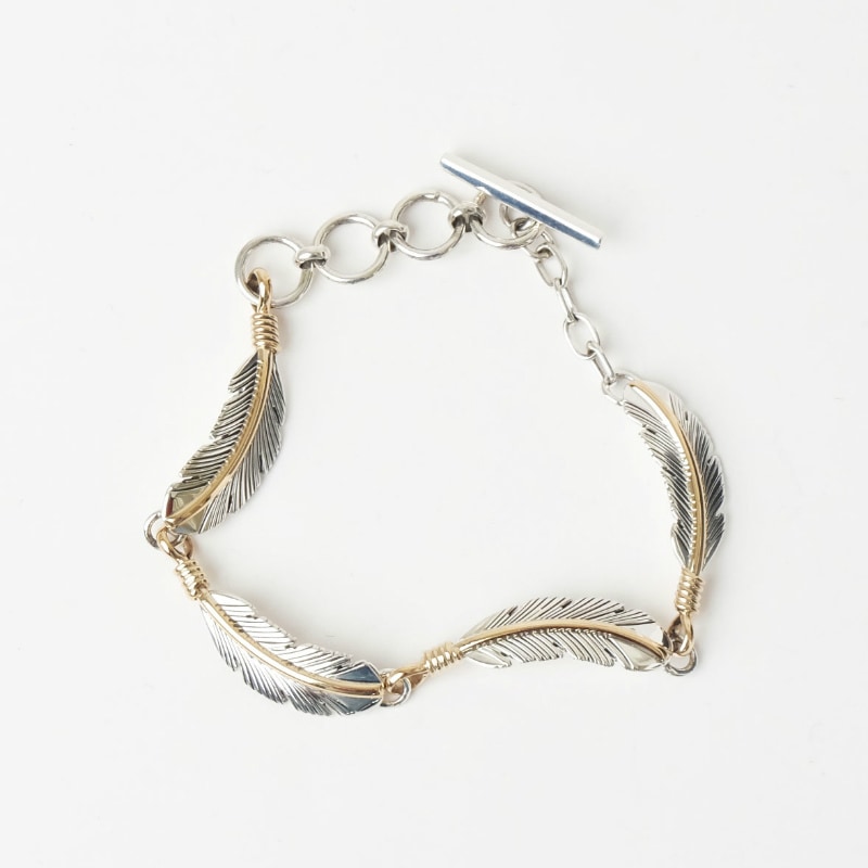 ハーヴィーメイス 12KGF フェザー ブレスレット