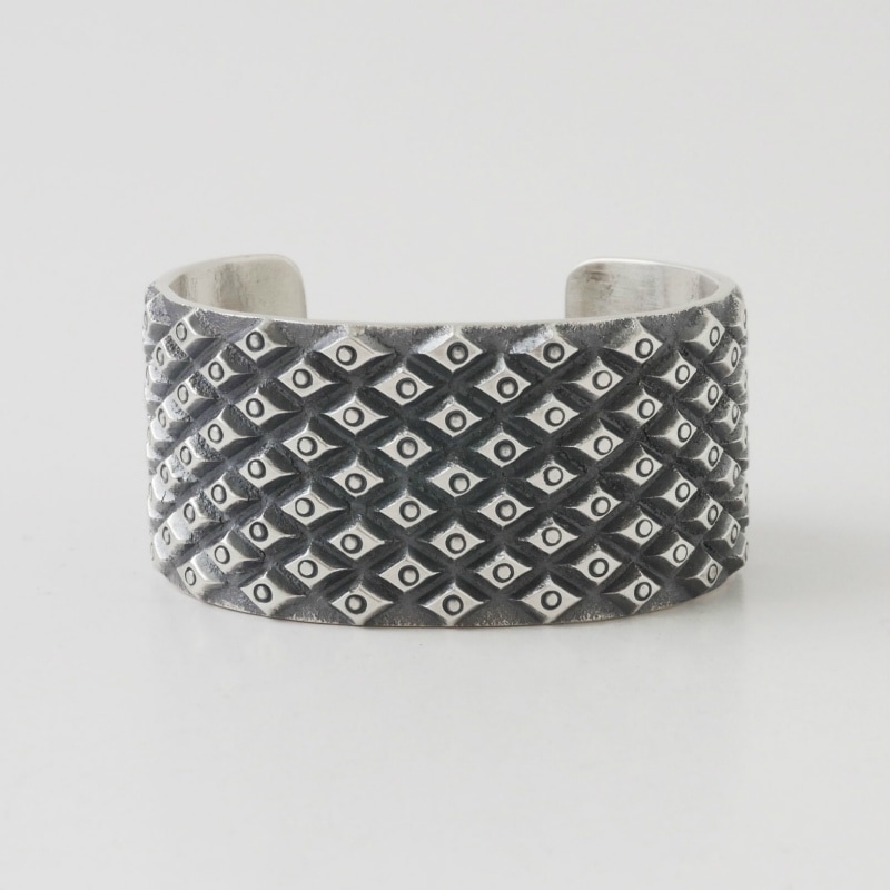 138mm アーロンアンダーソン トゥファキャスト バングル