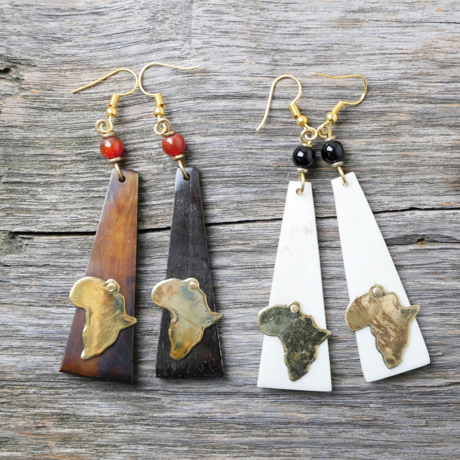 ボーンアフリカンピアス 【メール便可】｜マライカ公式通販