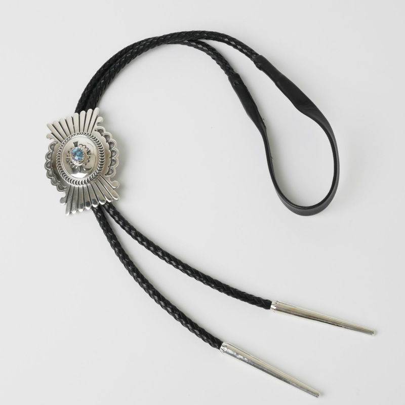 フィデルバヒ スタンプワーク ビズビー ボロタイ｜マライカ公式通販