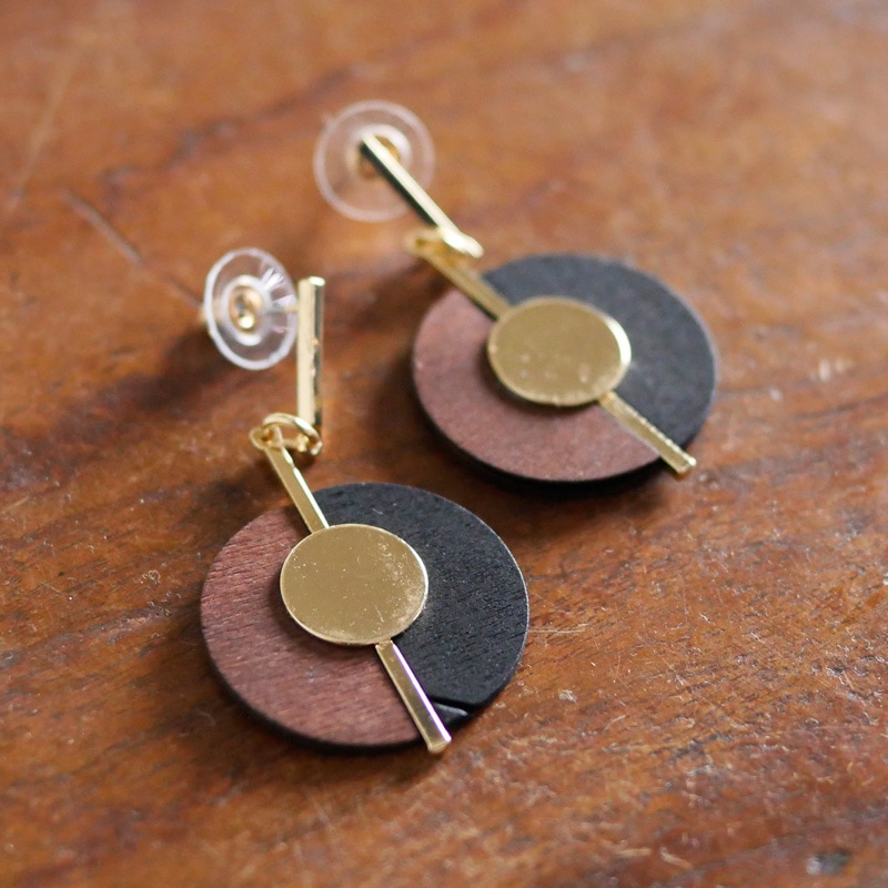 バイカラーラウンドピアス 【メール便可】