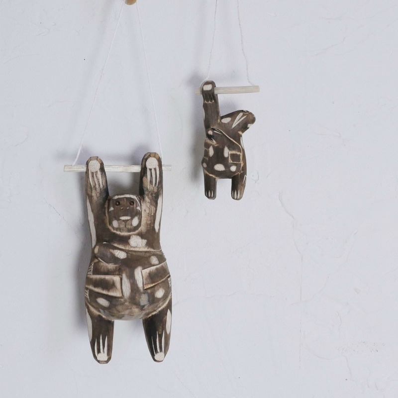 木彫りナマケモノ親子