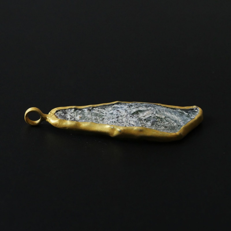 ローマングラス ペンダント【Authentic Roman Glass Pendant