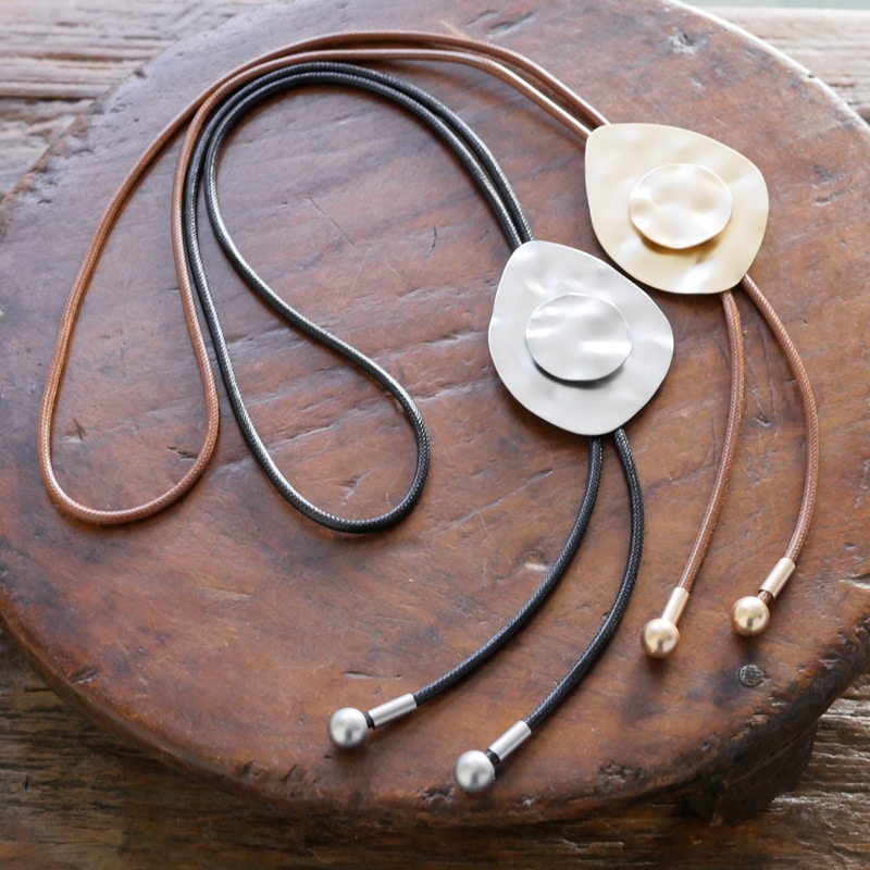 メタルプレートボロタイネックレス 【メール便可】