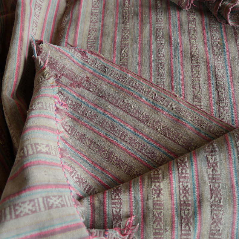 古布　ブータン　帯　木綿　刺繍　染織　手織り　インド オールド ブータン布 キラ 民族衣装｜マライカ公式通販