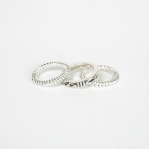 8.5号 ジェニファーカーティス 3連スタックリング｜マライカ公式通販