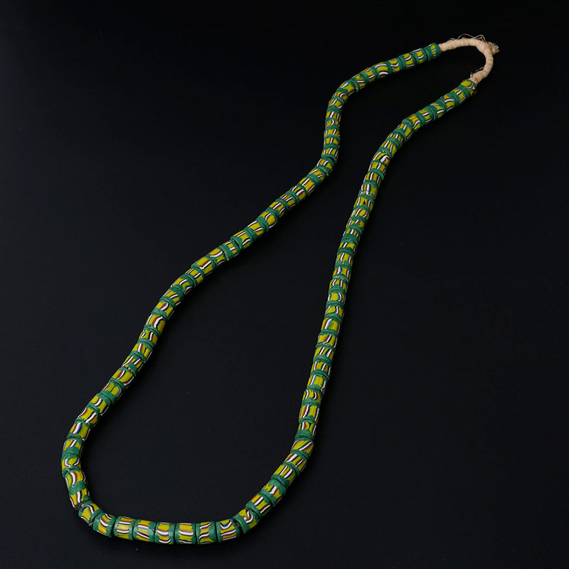 トレードビーズ一連