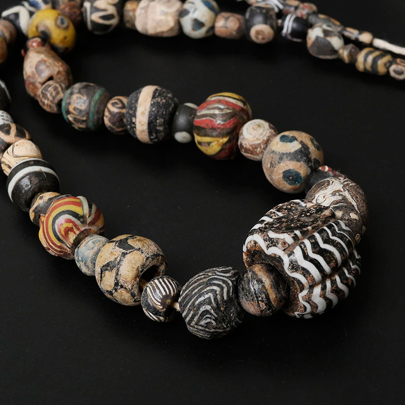 イスラムビーズ 一連【Ancient Islamic Beads】｜マライカ公式通販