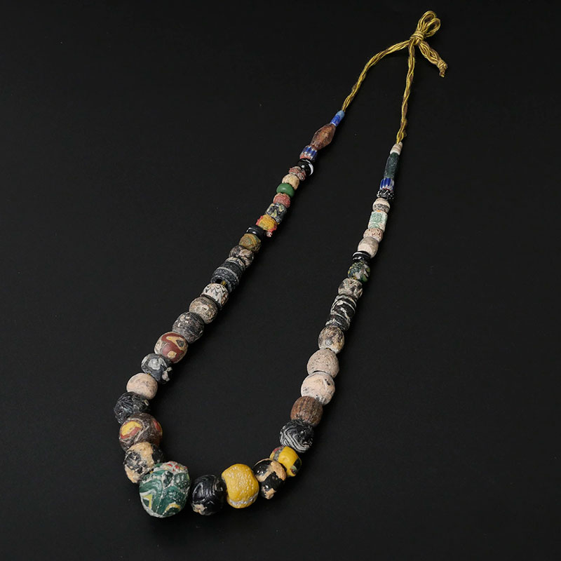 イスラムビーズ 一連【Ancient Islamic Beads】｜マライカ公式通販