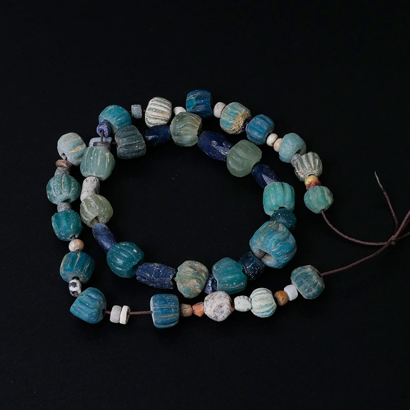 古代の青　ローマンビーズ　紀元前後② ローマンビーズ一連【Ancient Roman Glass Beads】｜マライカ
